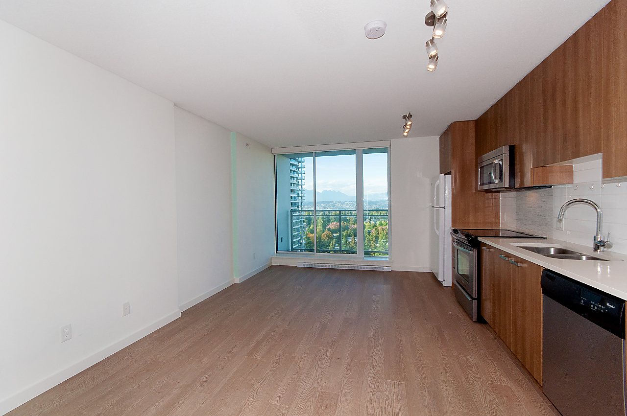 1805-13325 102A Street, Surrey 7