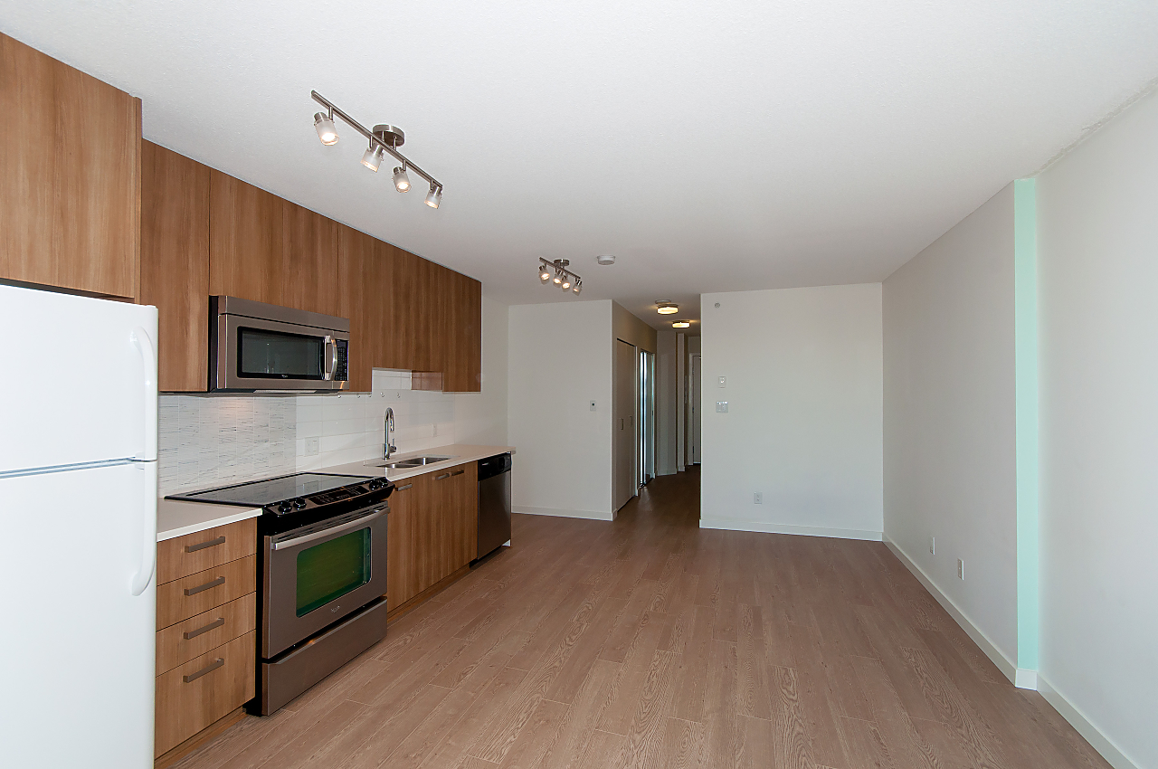 1805-13325 102A Street, Surrey 5