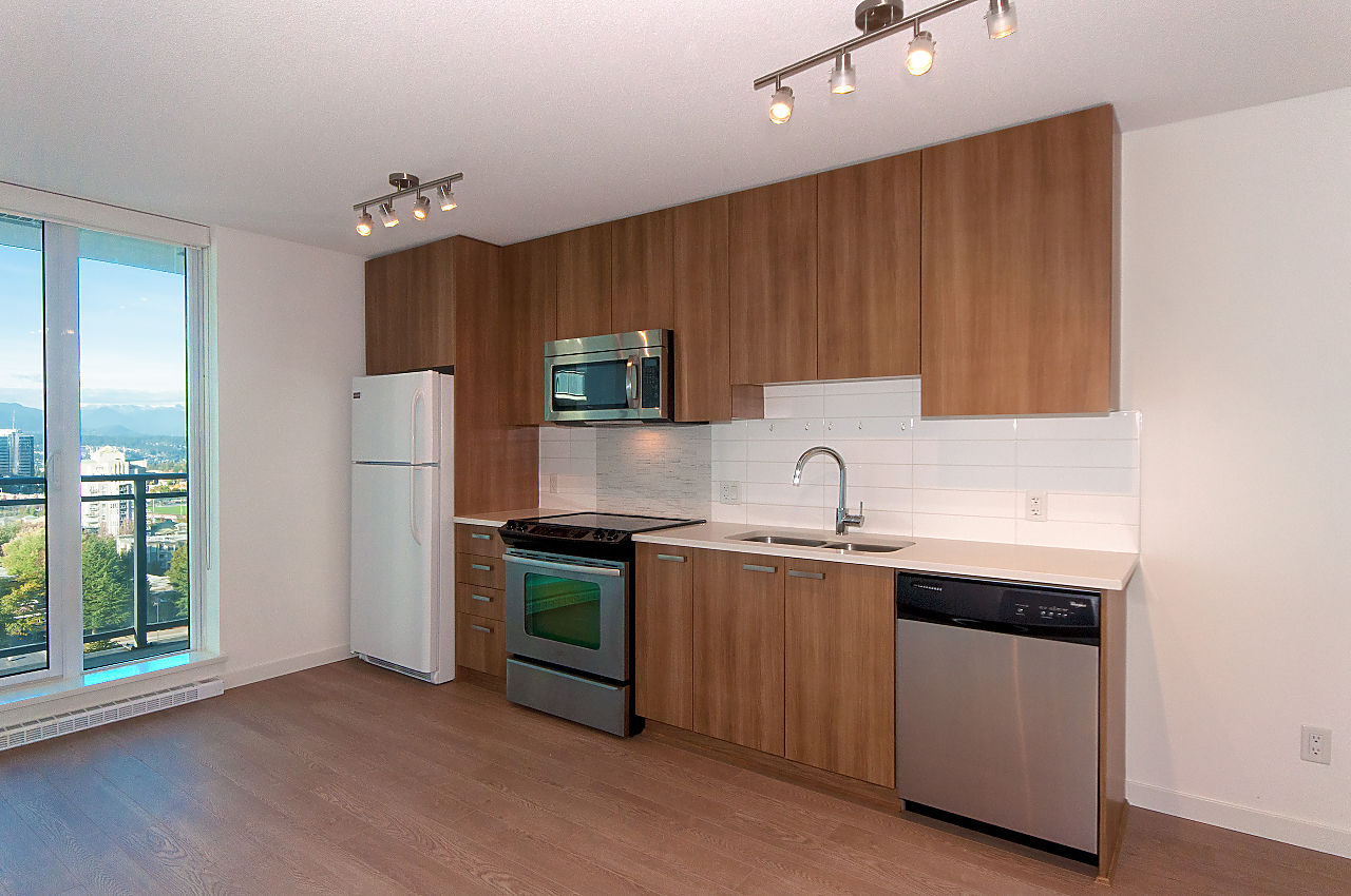 1805-13325 102A Street, Surrey 2