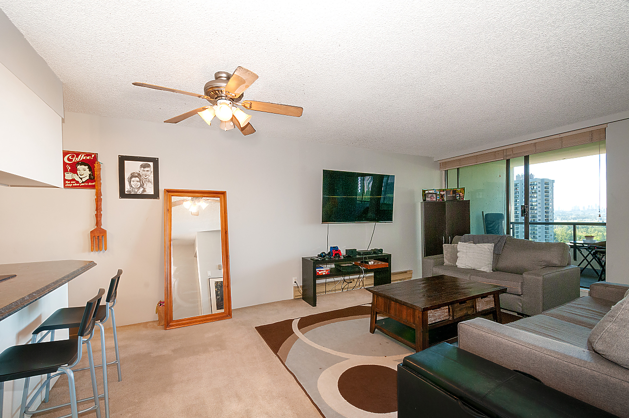 1501-9521 Cardston Court, Burnaby 7