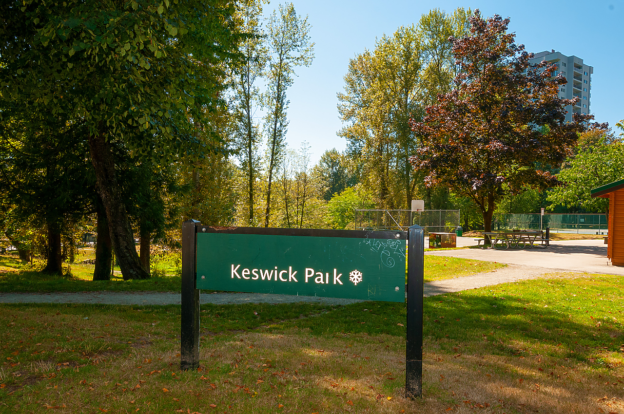 1501-9521 Cardston Court, Burnaby 32