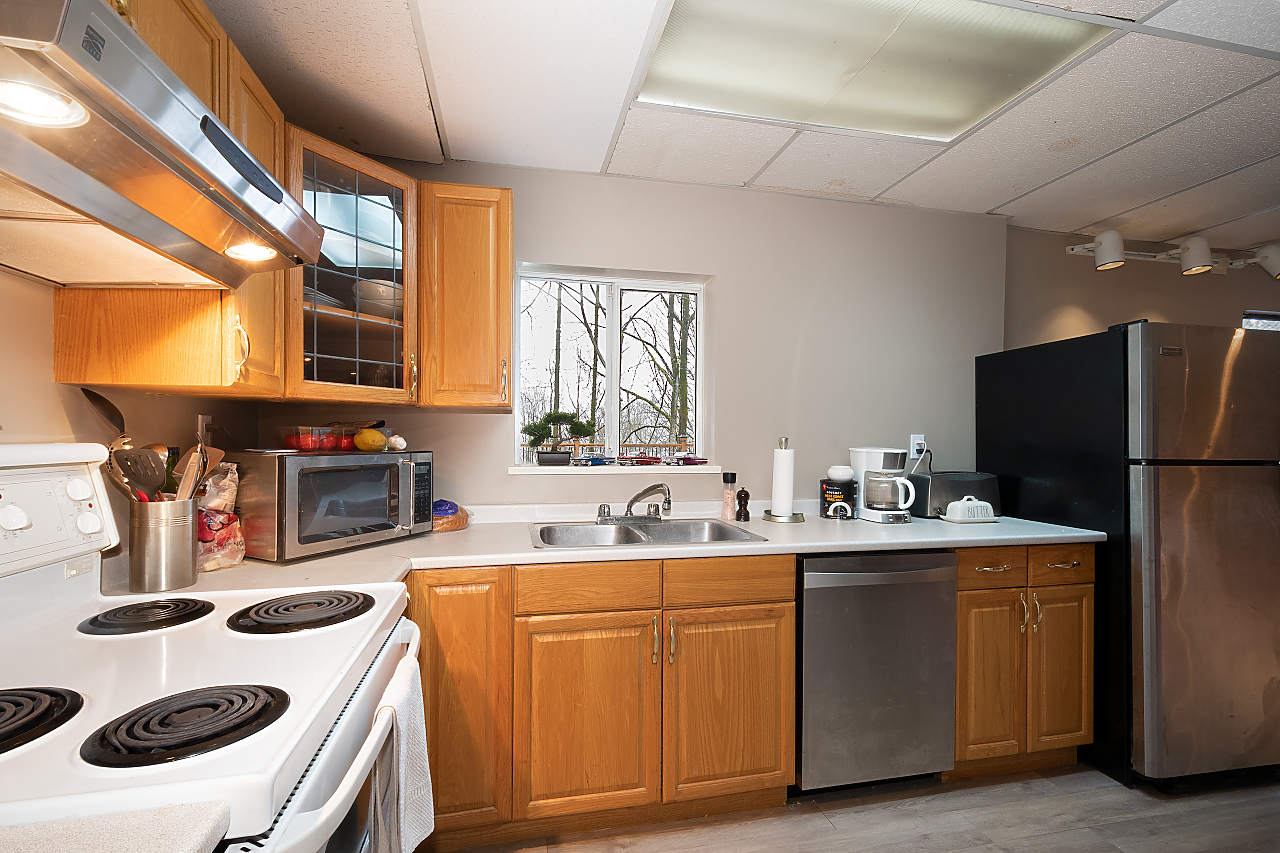 1372 Mary Hill Lane, Port Coquitlam 27