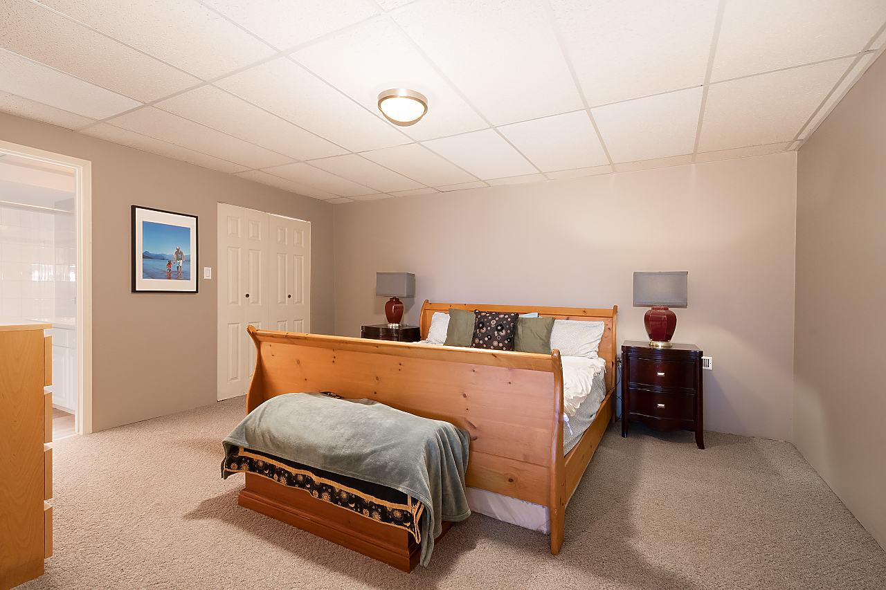 1372 Mary Hill Lane, Port Coquitlam 29