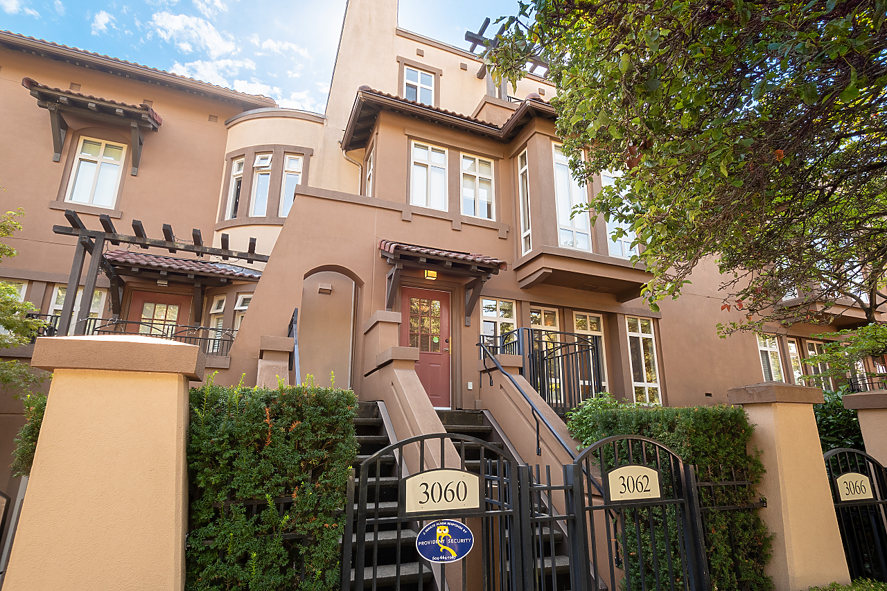 3062 West 4th Avenue, Vancouver 16