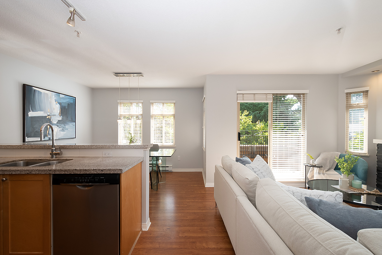 24-3036 West 4th Avenue, Vancouver 4