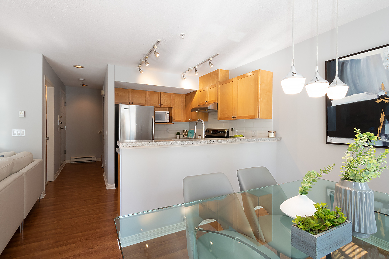 24-3036 West 4th Avenue, Vancouver 12