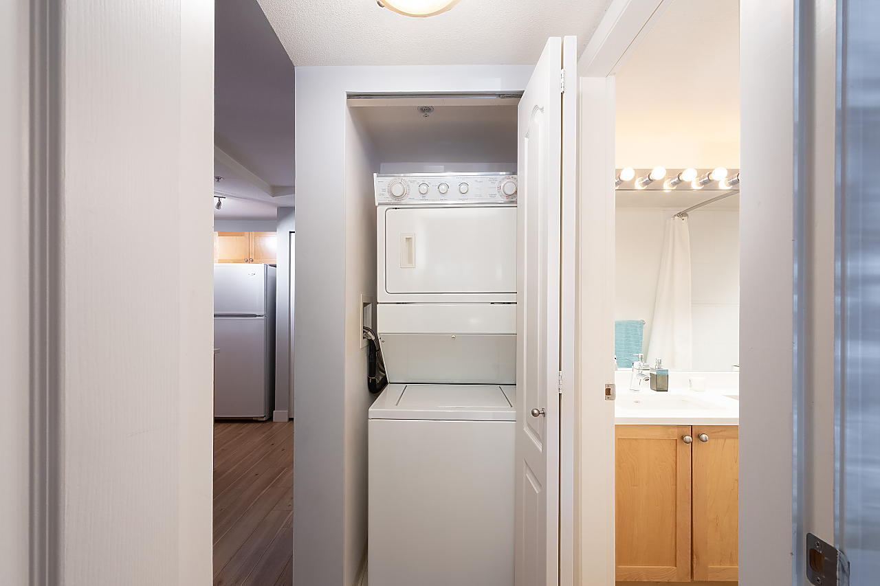 3062 West 4th Avenue, Vancouver 15