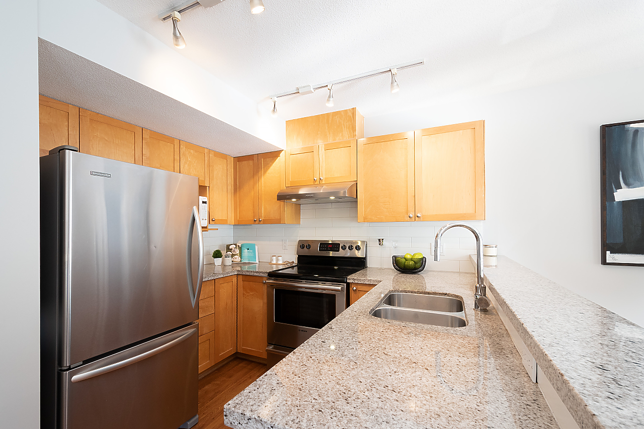 24-3036 West 4th Avenue, Vancouver 9