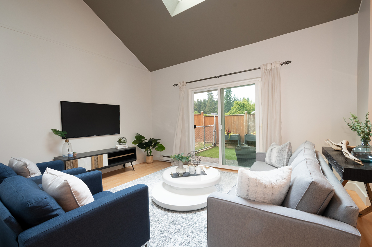 18-12070 207A Street, Maple Ridge 2