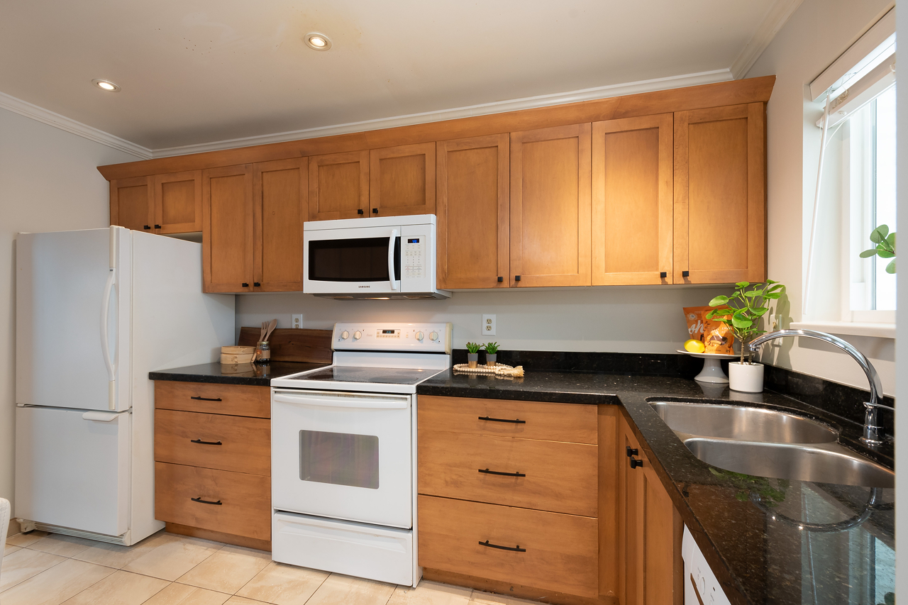 18-12070 207A Street, Maple Ridge 17