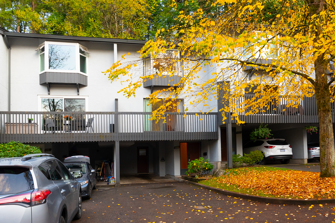 206 James Rd, Port Moody 3
