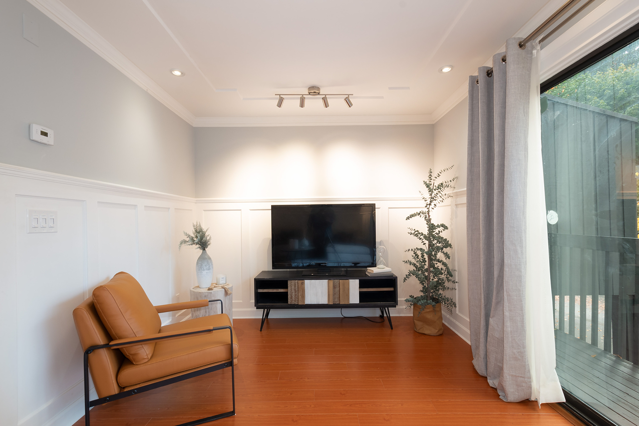 206 James Rd, Port Moody 10