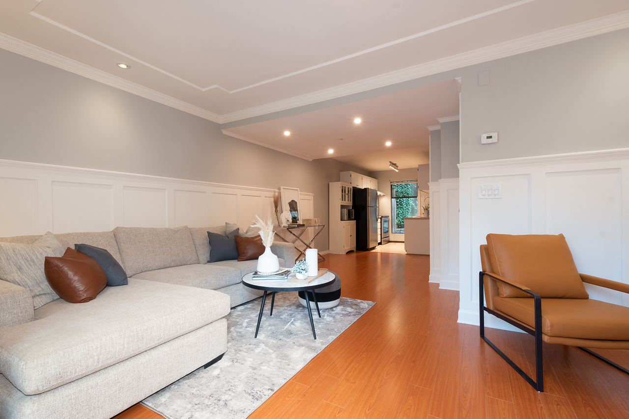 206 James Rd, Port Moody 13
