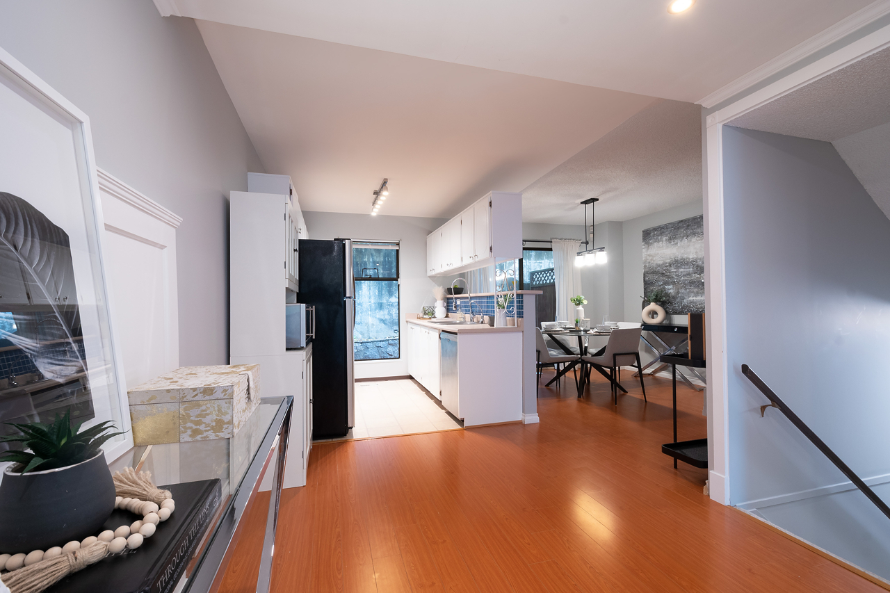 206 James Rd, Port Moody 18