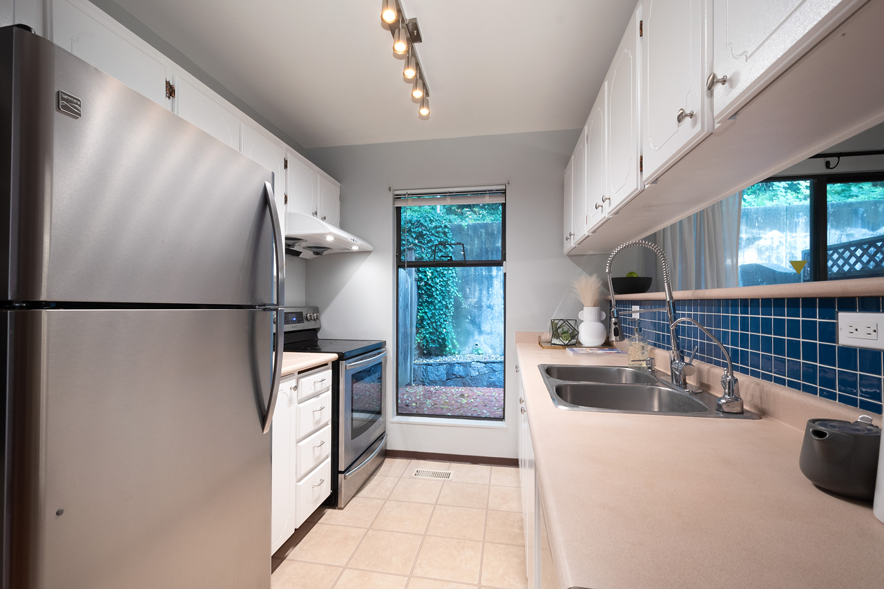 206 James Rd, Port Moody 27