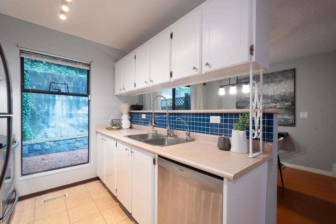 206 James Rd, Port Moody 28