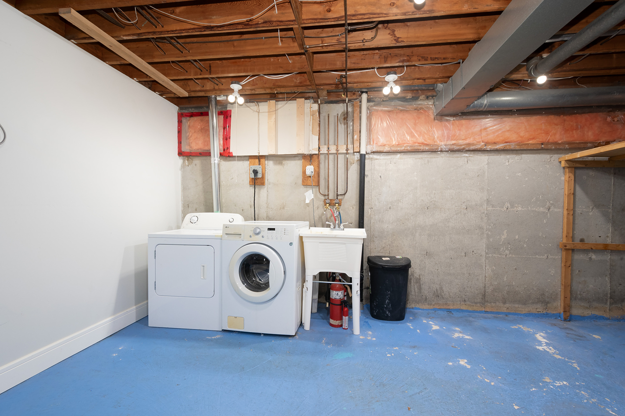 206 James Rd, Port Moody 41