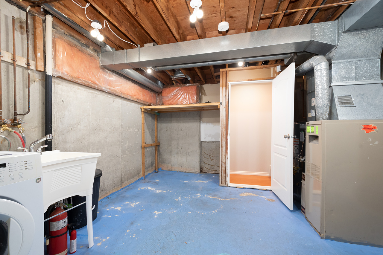 206 James Rd, Port Moody 42