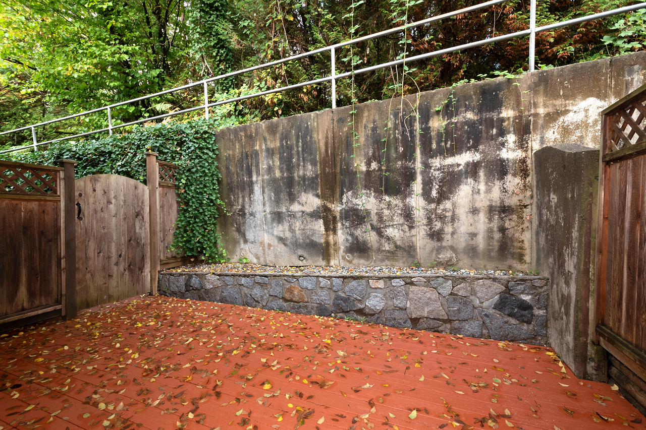 206 James Rd, Port Moody 44