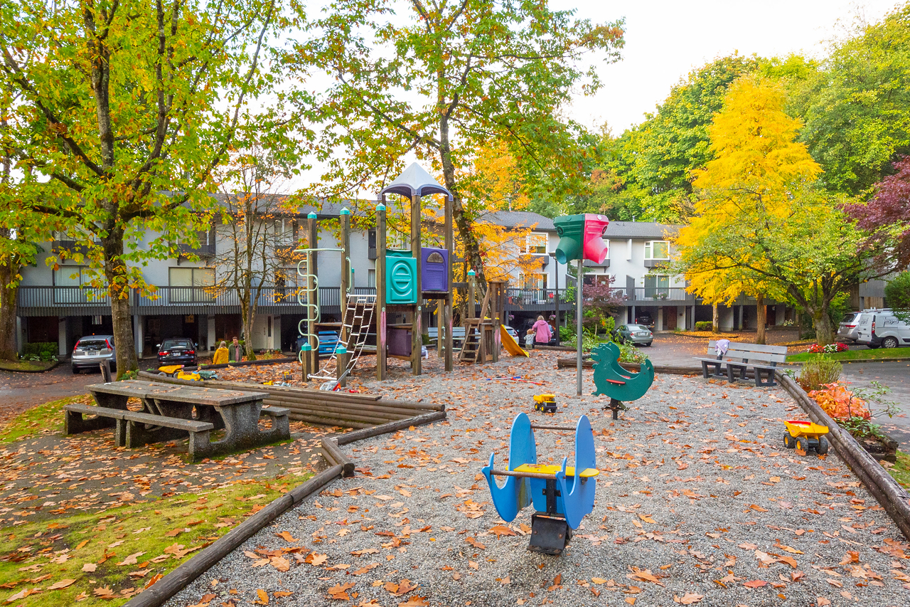 206 James Rd, Port Moody 46