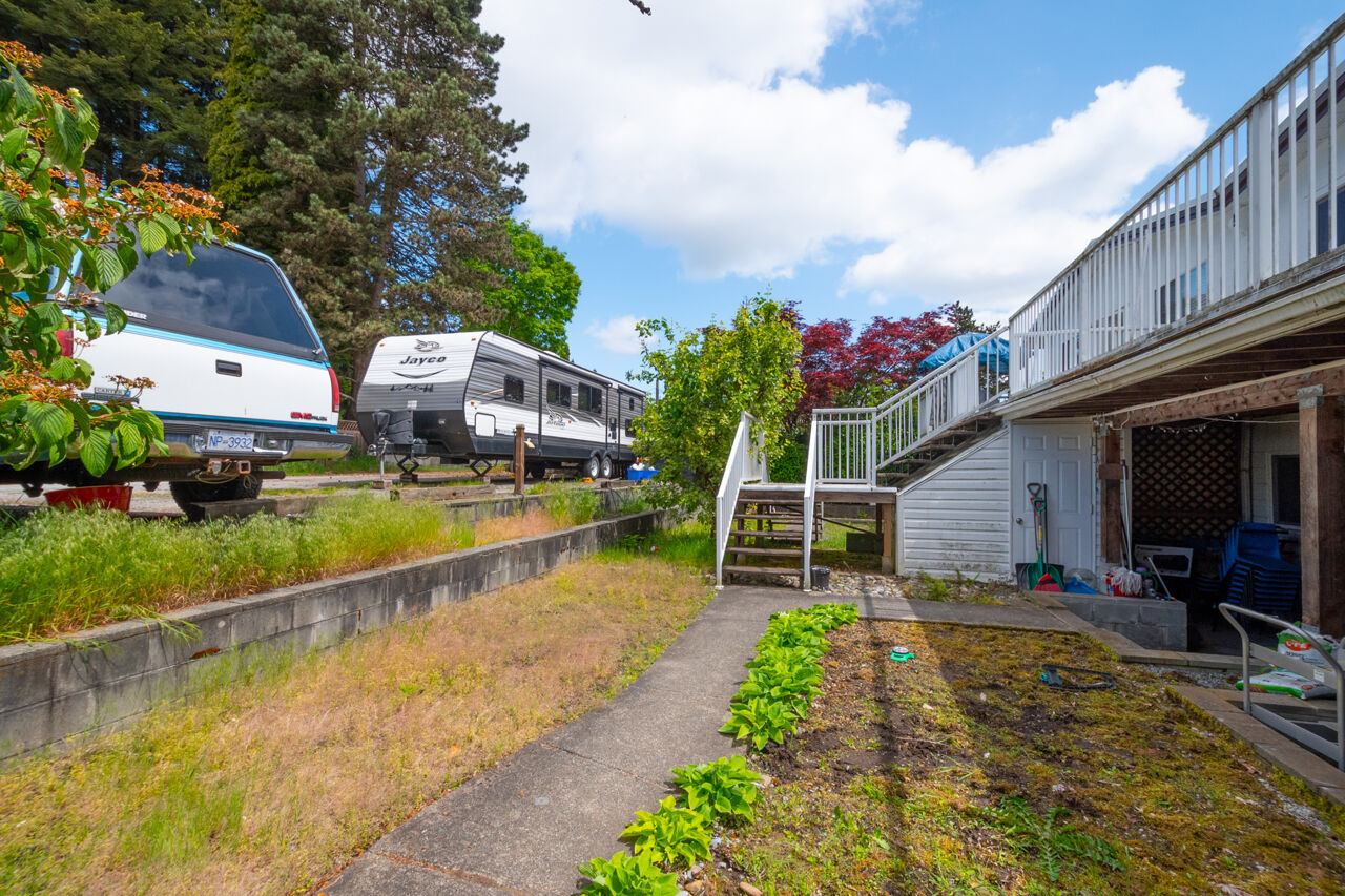 1765-1769 Austin Avenue, Coquitlam 12