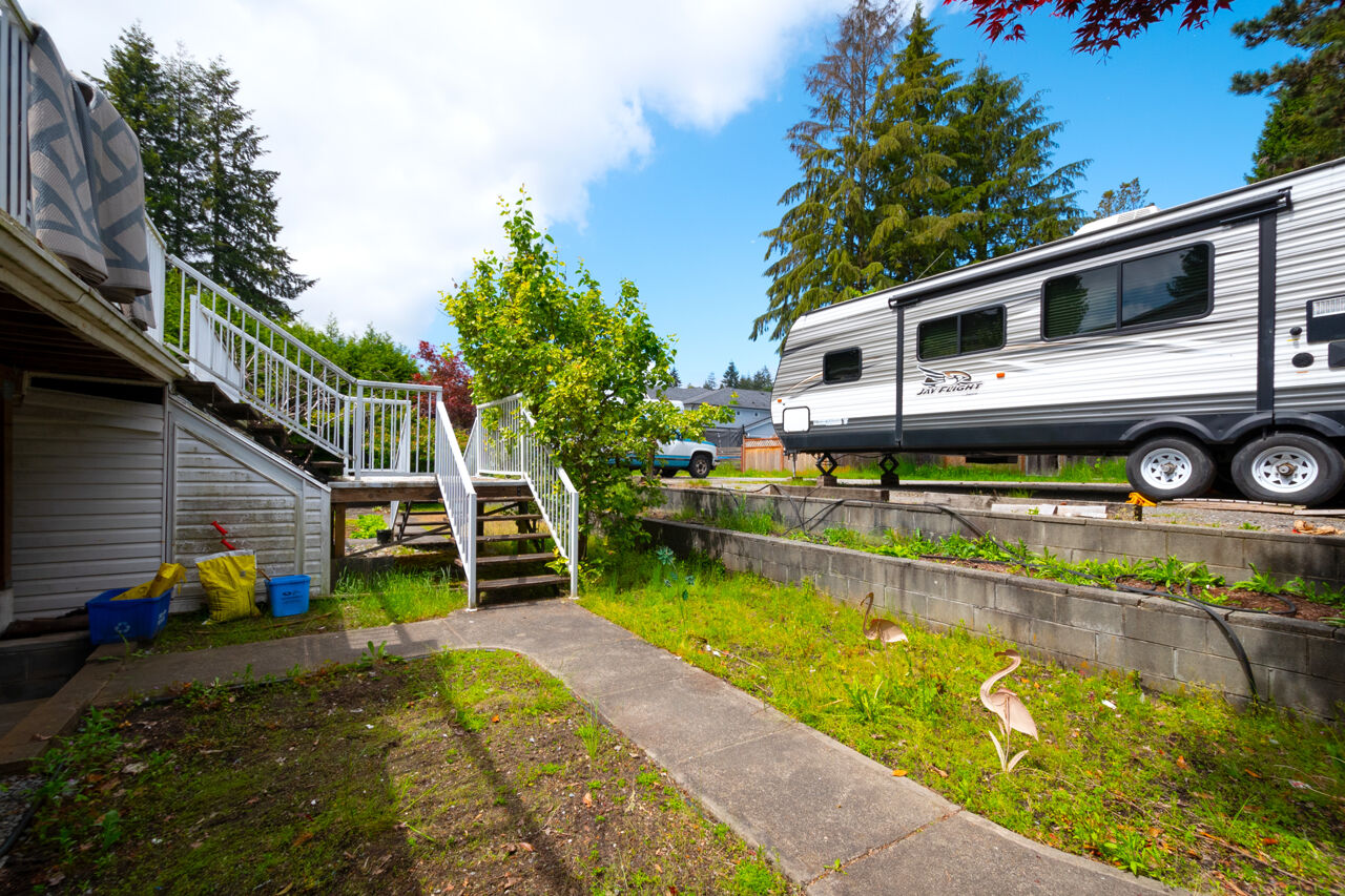 1765-1769 Austin Avenue, Coquitlam 13