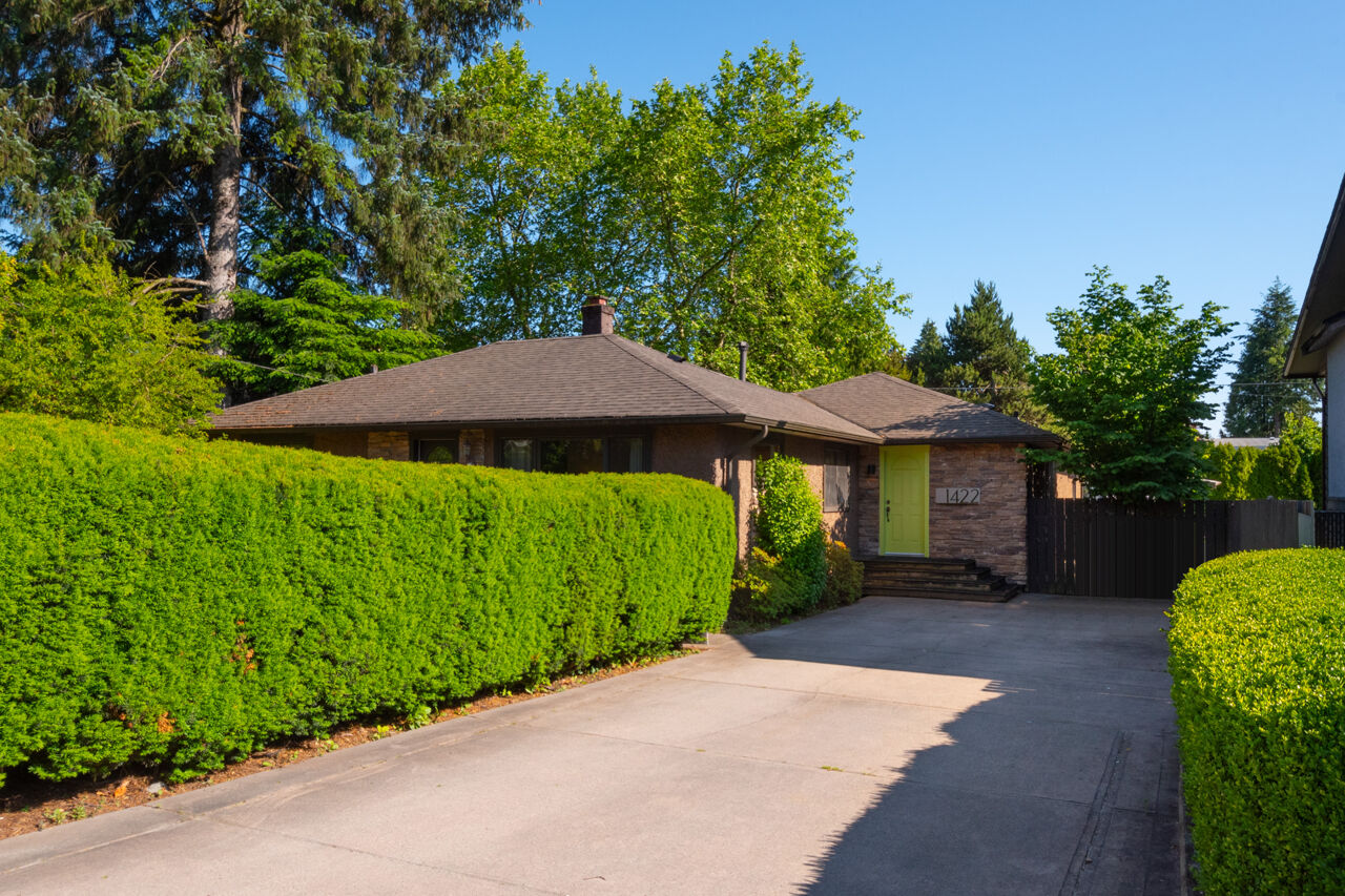 1422 Como Lake Avenue, Coquitlam 4