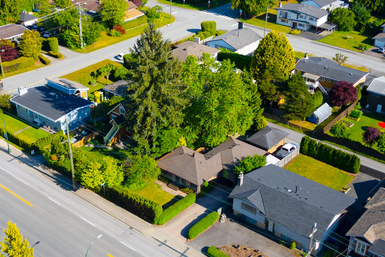 1422 Como Lake Avenue, Coquitlam 44