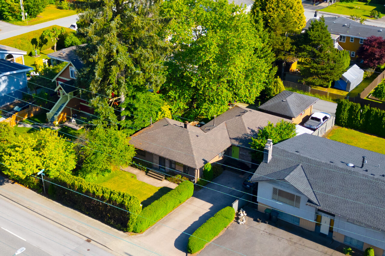 1422 Como Lake Avenue, Coquitlam 45